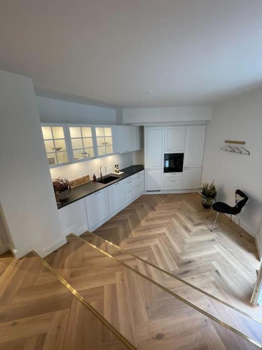 Nyrenoveret Charmerende Lejlighed I Odense C! Apartment Exterior photo