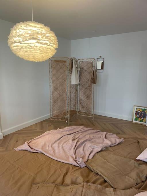 Nyrenoveret Charmerende Lejlighed I Odense C! Apartment Exterior photo
